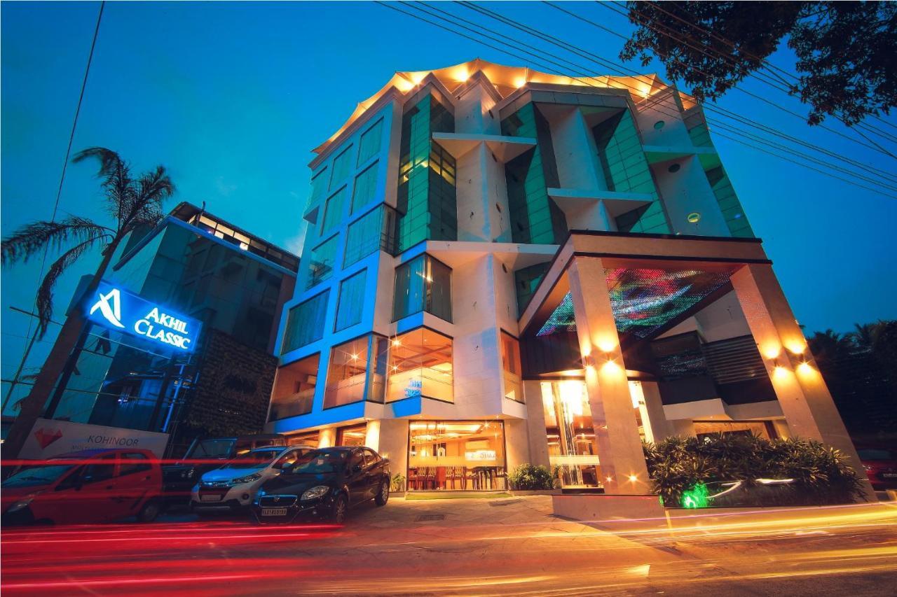 Akhil Classic Thiruvananthapuram Exterior foto