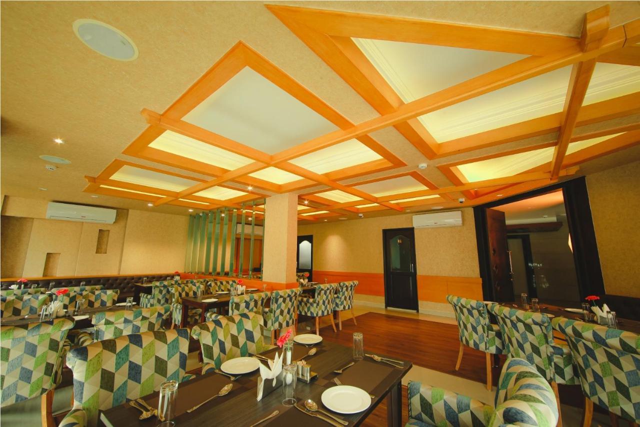 Akhil Classic Thiruvananthapuram Exterior foto